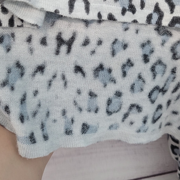 NWOT H&M long sleeve knit size M - Picture 5 of 9